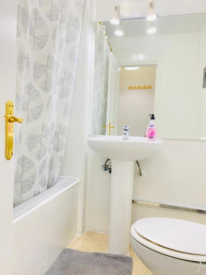 Estudio Doble Con Balcon En Madrid Centro エクステリア 写真