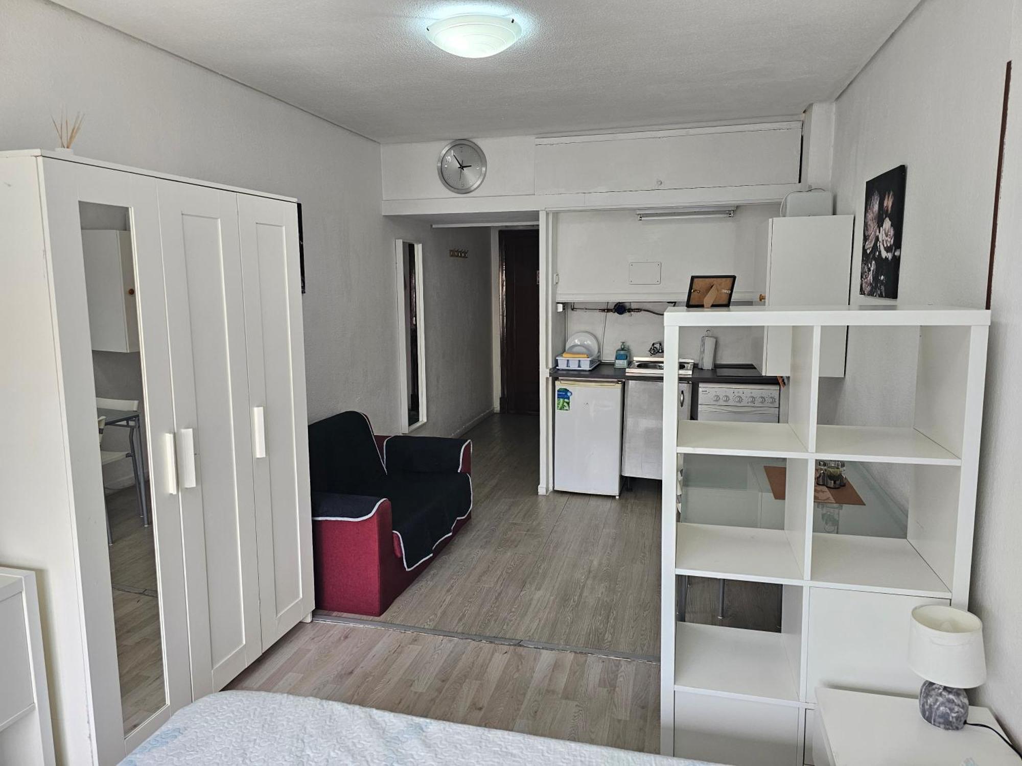 Estudio Doble Con Balcon En Madrid Centro エクステリア 写真