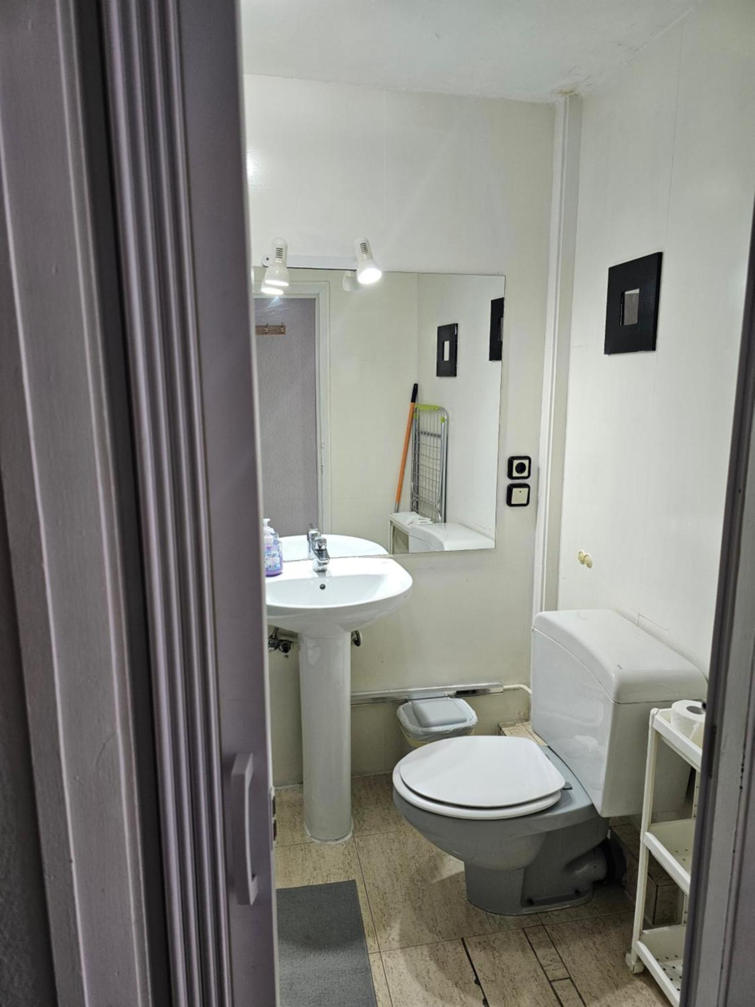 Estudio Doble Con Balcon En Madrid Centro エクステリア 写真